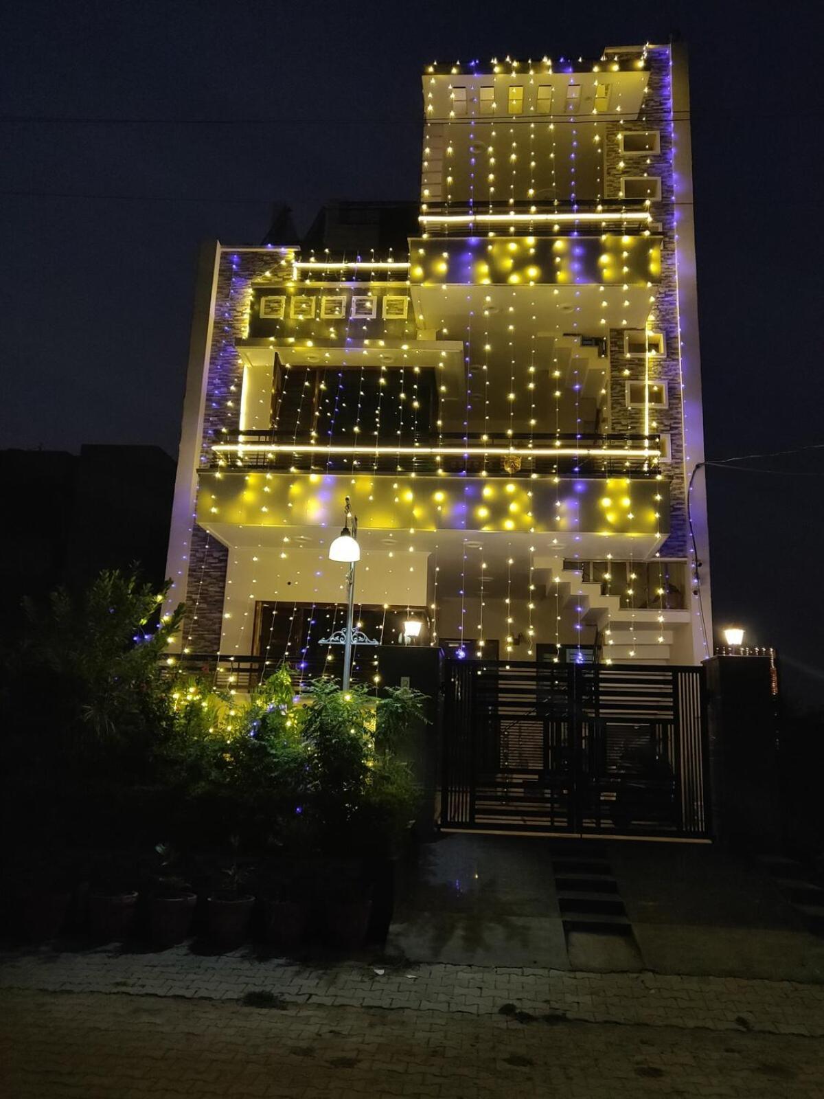 Krishna Niwas Homestay 3Bhk-Gf Chandigarh, Zirakpur Exterior photo
